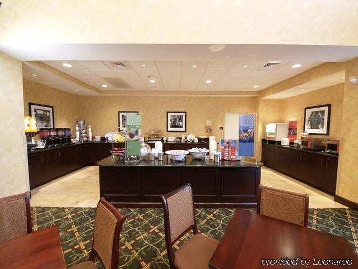 Hampton Inn & Suites Dobson Restaurant foto